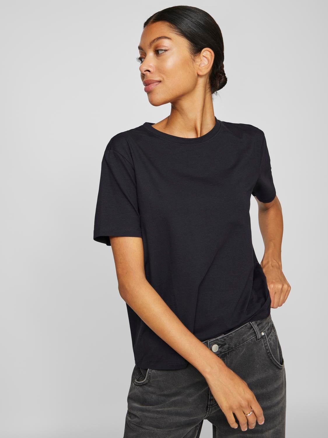 VINORA T-Shirt - Black Beauty - VERO MODA & VILA Bergvik